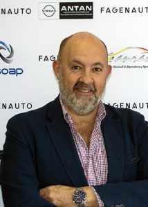  César Sanz, Fagenauto, tribuna