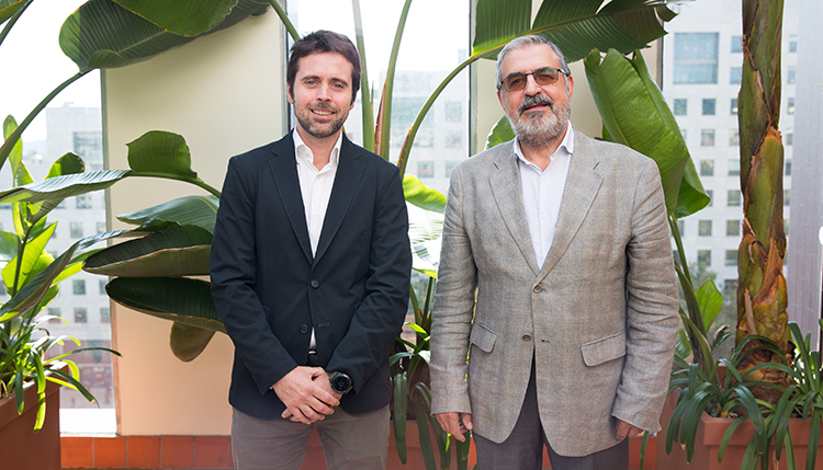 Encuentro entre Joan Manuel Castells y Francisco de la Puente