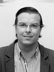 David Mateo-Sagasta, perito de seguros especialista en coches clásicos e históricos